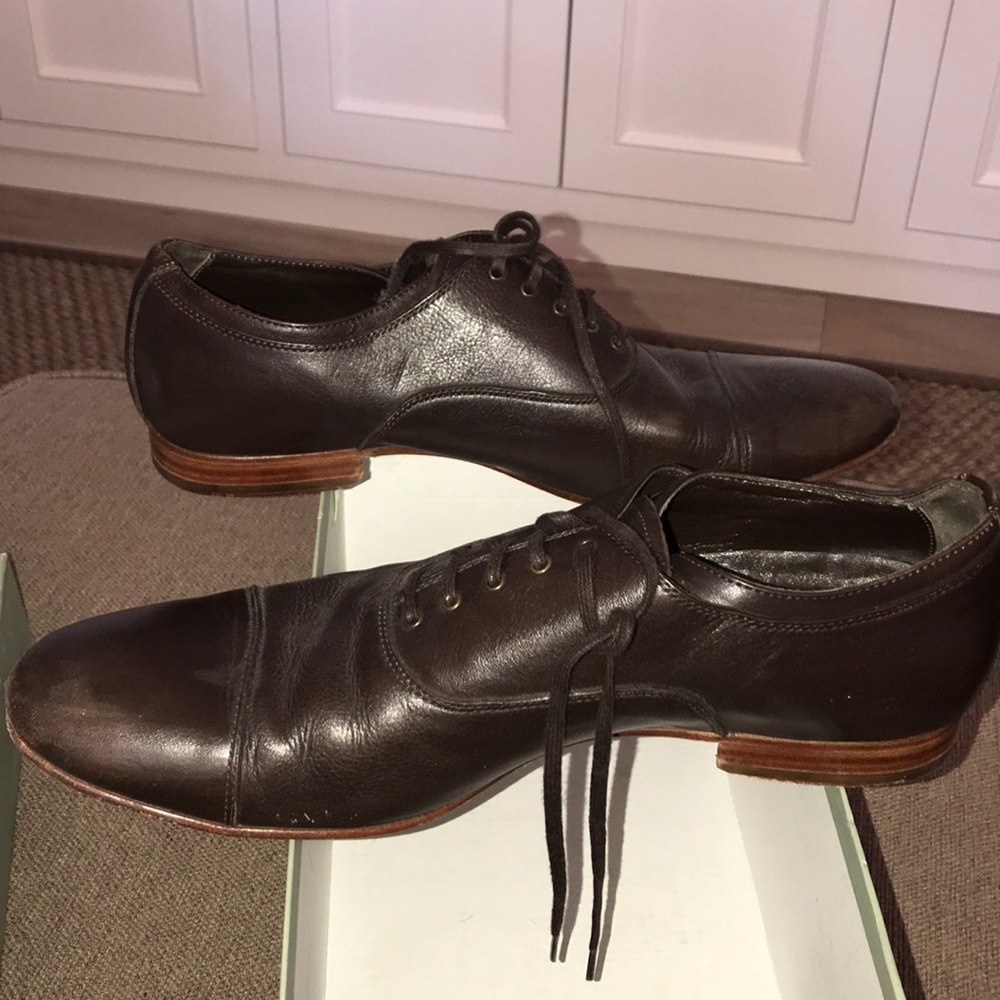 Brown lace up